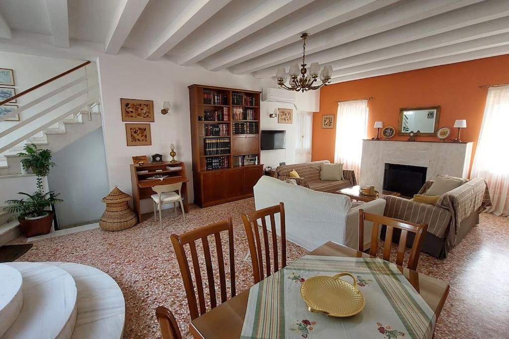 Villa Elea Tolón Exteriér fotografie